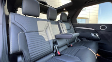 Land Rover Discovery 3.0 D300 Dynamic HSE 5dr Auto Diesel Station Wagon